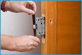 Jacksonville Super Locksmith Jacksonville, FL 904-531-3127 - 13-new-locks-installation